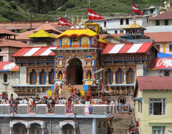 Badrinath Yatra Tour Package 2023